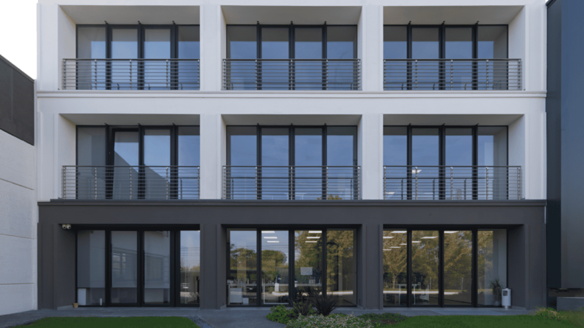 Serramenti alluminio, PVC o legno