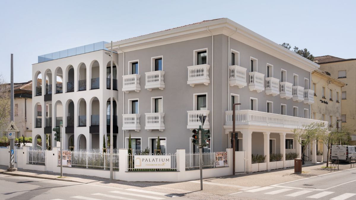 Hotel Bolognese Bellevue Riccione - ARTINFISSI TECH - Hotel lusso - Infissi ad ante battenti - 5284